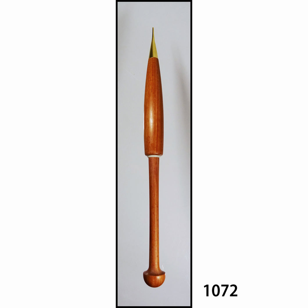 1072 Standard Large Tipped Bobbin (Pau Rosa)